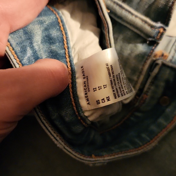 American eagle distressed shorts - Picture 3 of 3